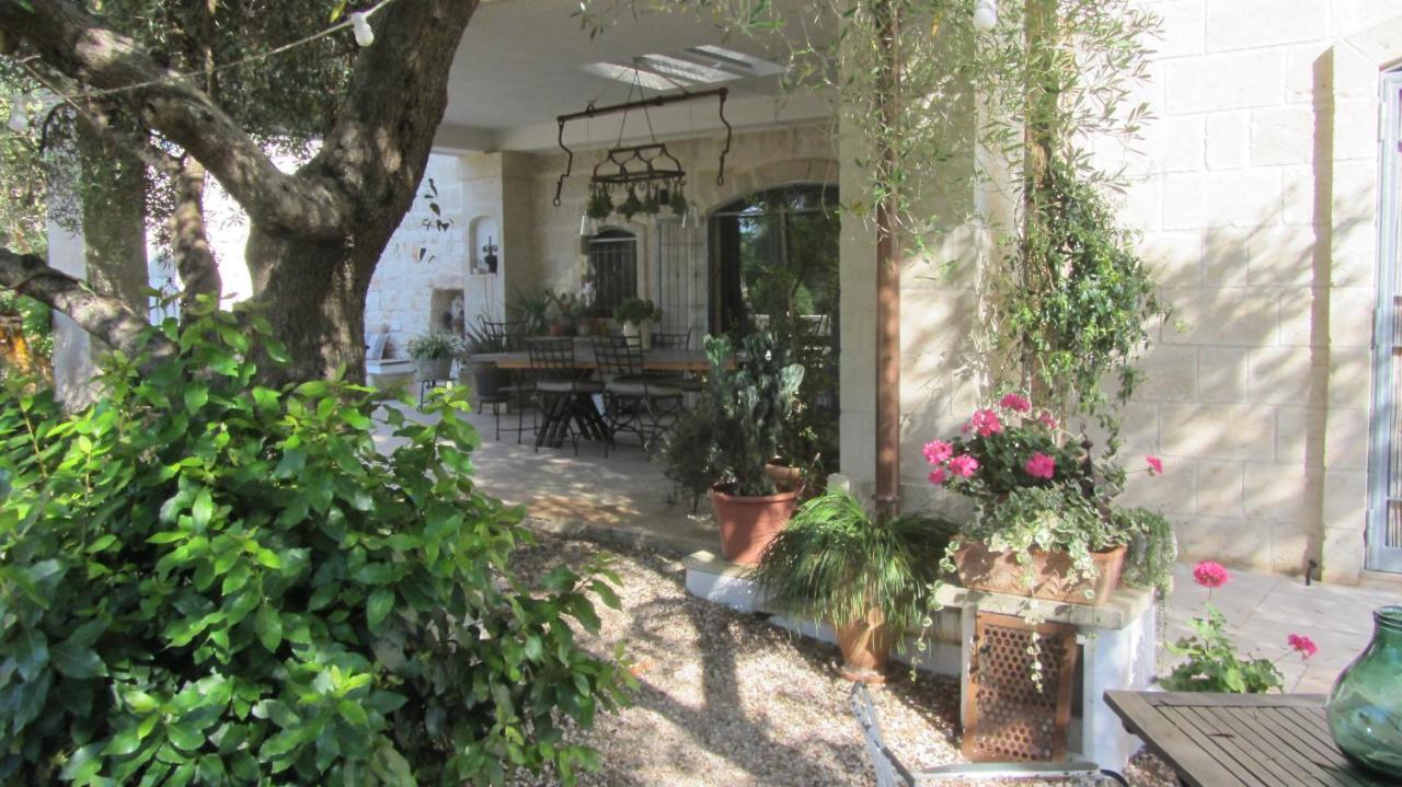 Casa Della Scrittrice Ostuni Exterior foto
